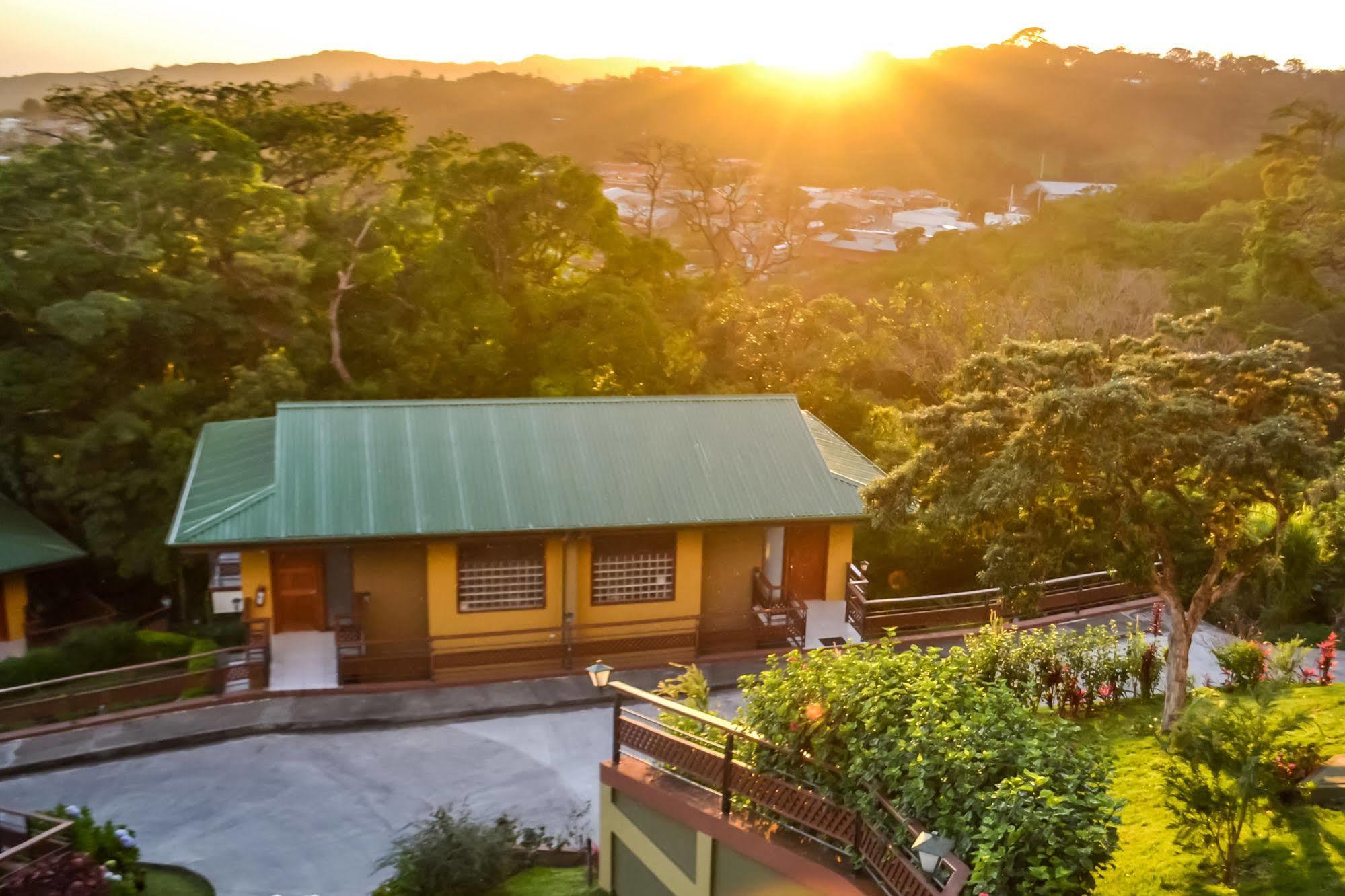 Ficus Lodge モンテベルデ エクステリア 写真